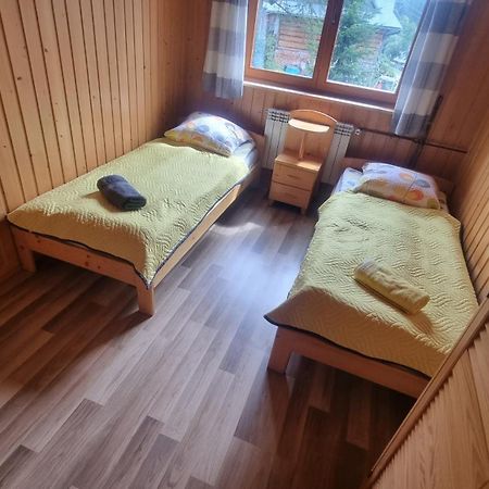 Pod Grusza Guest House Dzianisz Exterior foto